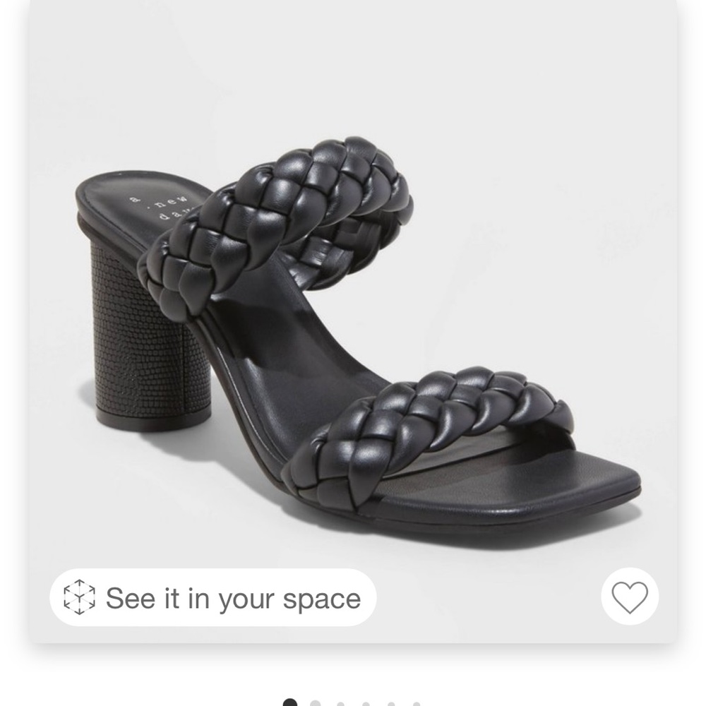 Black sandal
